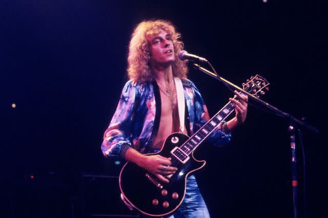 <p>Images Press/IMAGES/Getty</p> Peter Frampton in concert circa 1977 in New York City