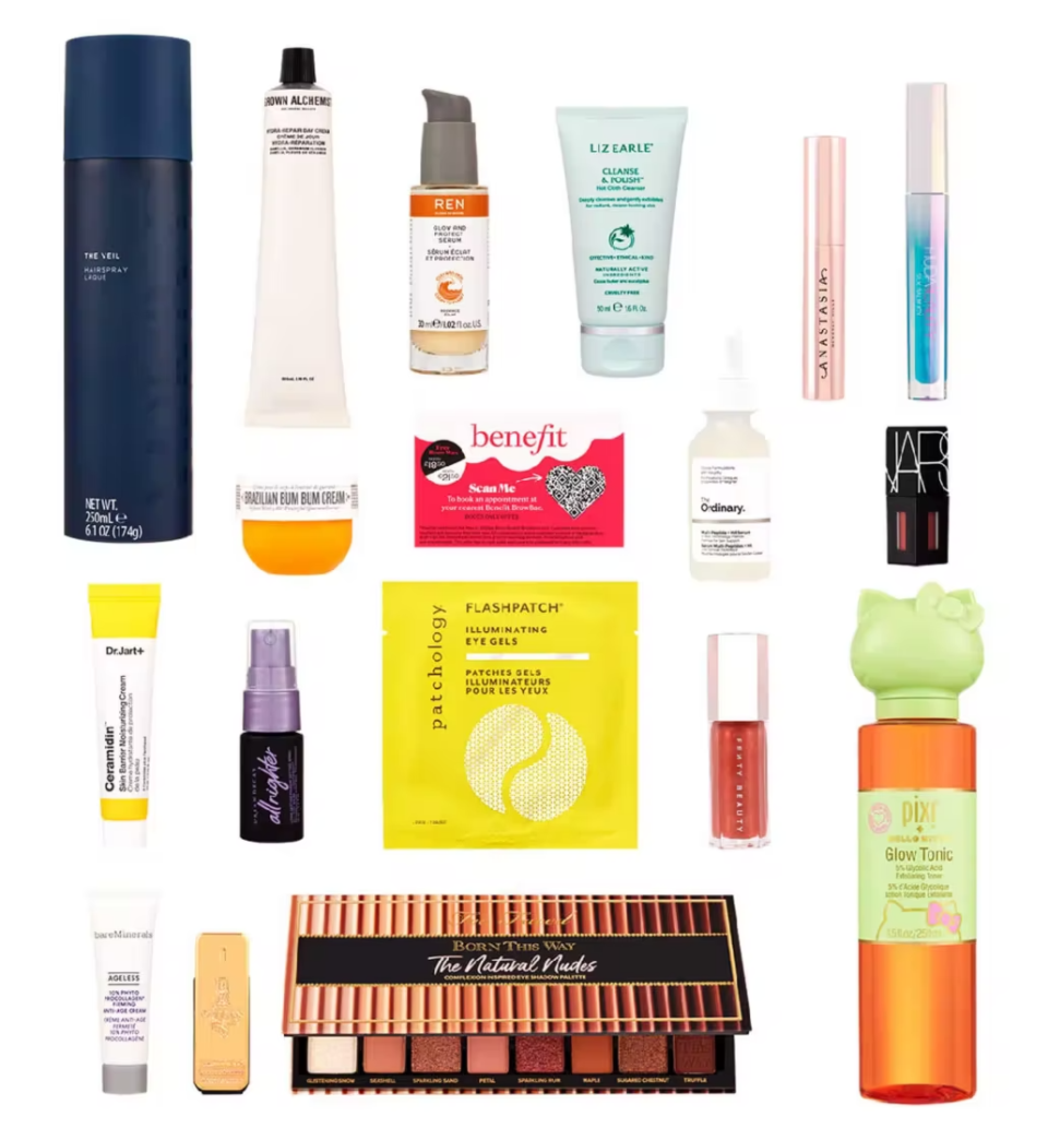 Boots's sell-out Showstopper Beauty Box is back and packed with cult favourites. (Boots)