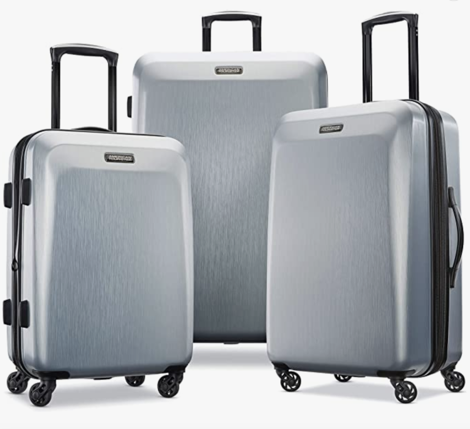 American Tourister Moonlight Hardside Expandable Luggage with Spinner Wheels. (PHOTO: Amazon Singapore)