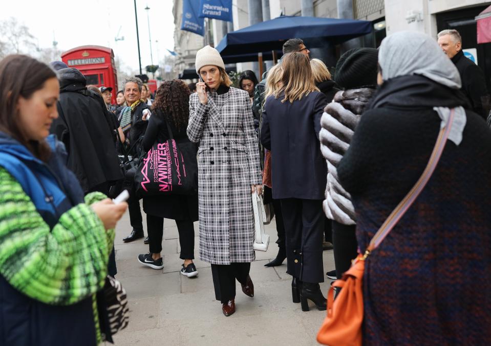 Phil Oh’s Best Street Style Photos From London Fashion Week