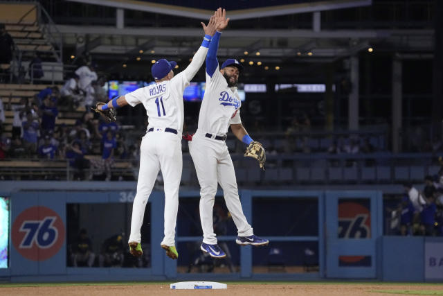 Images from the Brewers' 4-1 win over the Dodgers on Saturday night at  Dodger Stadium