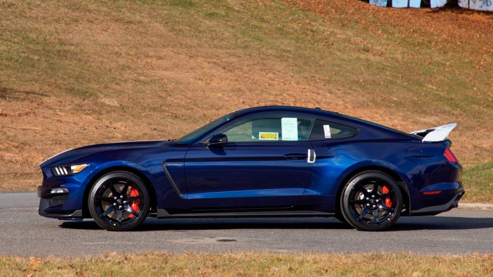 2018 Ford Shelby GT350R 1