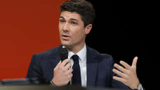 Spokeperson of Les Republicains (LR) presidential candidate Aurelien Pradie speaks at the Abbe Pierre foundation in Paris, on February 2, 2022 during a conference on poor housing in France. (Photo by Geoffroy VAN DER HASSELT / AFP)