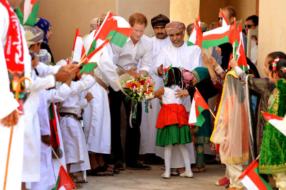 Prince Harry in sword fight in Oman