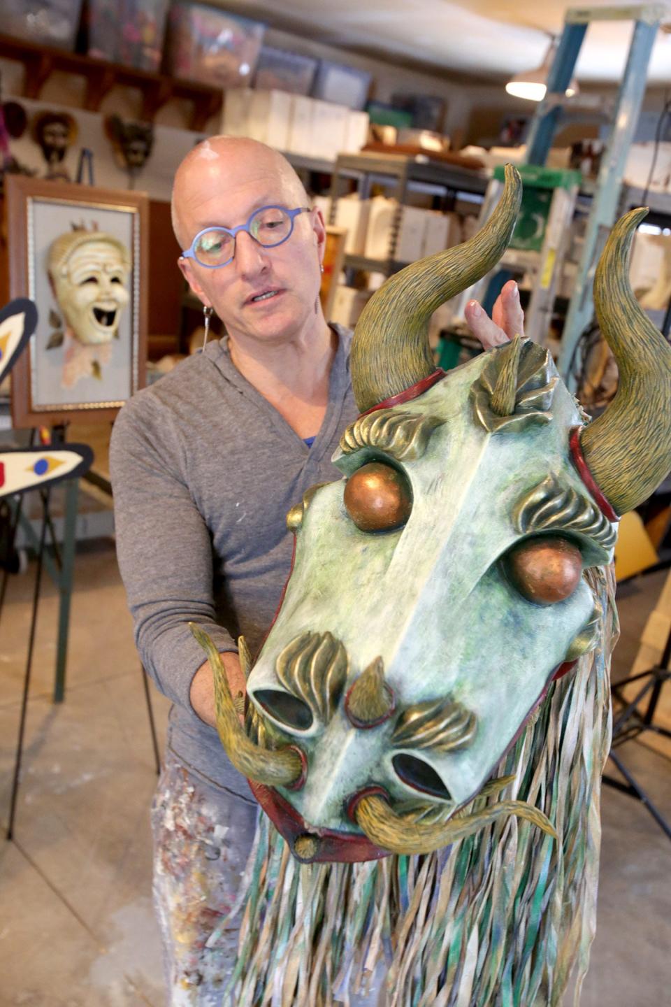 Jonathan Becker, a Canton-based theater mask artist, will be performing at 7 p.m. Friday at EN-RICH-MENT Fine Arts Academy in Canton.