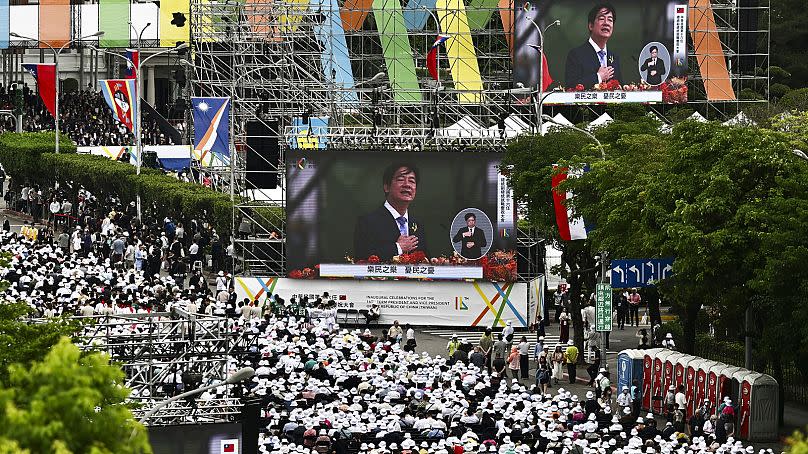 William Lai spoke before thousands of Taiwanese citizens gathered in front of the presidential palace.