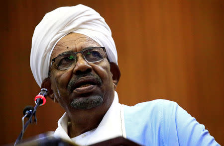 Sudanese President Omar al-Bashir delivers a speech inside Parliament in Khartoum, Sudan April 1, 2019. REUTERS/Mohamed Nureldin Abdallah/Files