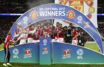 Britain Soccer Football - Southampton v Manchester United - EFL Cup Final - Wembley Stadium - 26/2/17 Manchester United players celebrate with the trophy at the end of the match Action Images via Reuters / Carl Recine Livepic