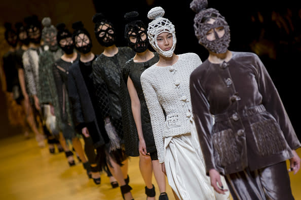 The Face Mask is Fashion's New Big Accessory – Footwear News