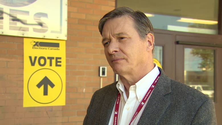 Lineups in N.L. as advance polling stations open for federal election