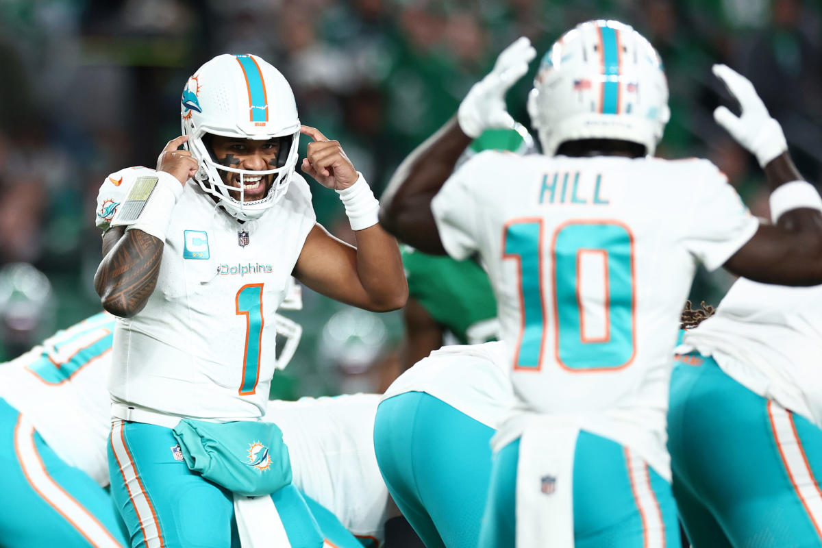 6 Dolphins Named To The 2024 Pro Bowl Yahoo Sports   00e9ea71e7808f881ac16cf3d859af9a