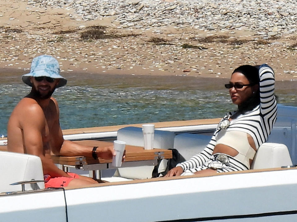 Stephen Curry Goes Shirtless On Vacation With Wife Ayesha Curry