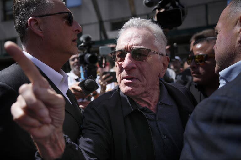 De Niro, un veterano activista político y crítico de Trump, ha asumido un papel cada vez más importante en la campaña para reelegir a Joe Biden, incluso protagonizando un nuevo anuncio televisivo contundente para el Partido Demócrata.