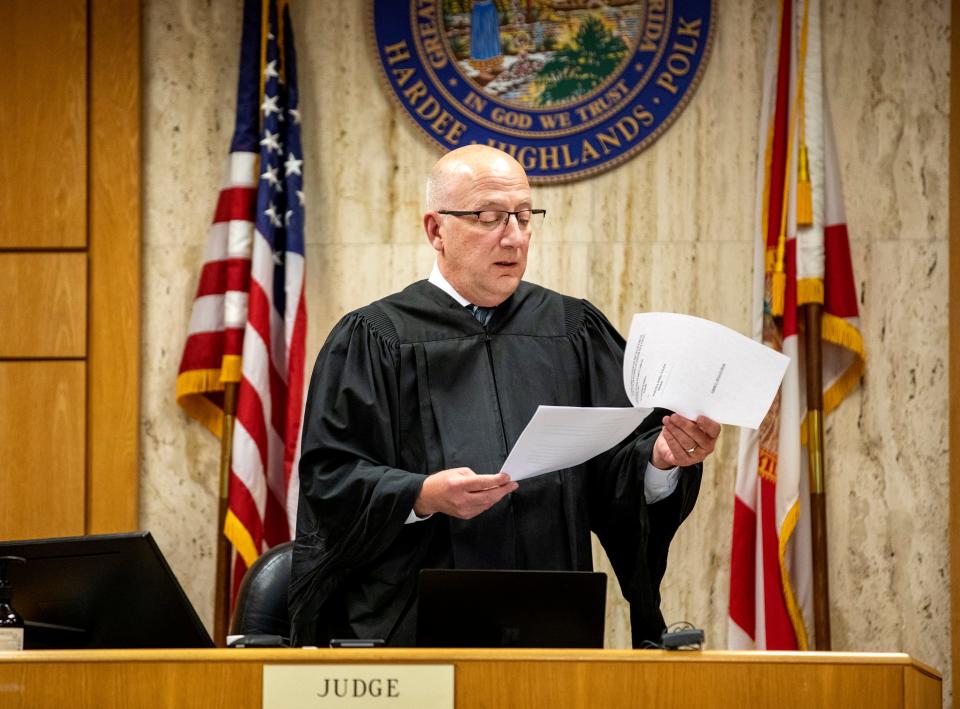 Polk County Circuit Judge J. Kevin Abdoney reads the jury's recommendation of death for Marcelle Waldon during in Bartow on Tuesday.