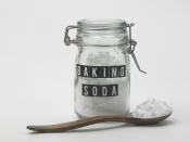 <p>All you need for this one is some baking soda (bicarbonate of soda) and a sample of your pee. Pour roughly the same amount of urine onto baking soda and watch out if it fizzes. If it does supposedly having a boy. If nothing happens and it stays flat, you’re team girl. [Photo: Getty] </p>