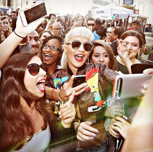 En route to the Jeremy Scott show, where she sat FROW, Rita Ora took the time to take some snapshots with her fans – aka her ‘Ritabots’. [Photo: Instagram/Rita Ora]