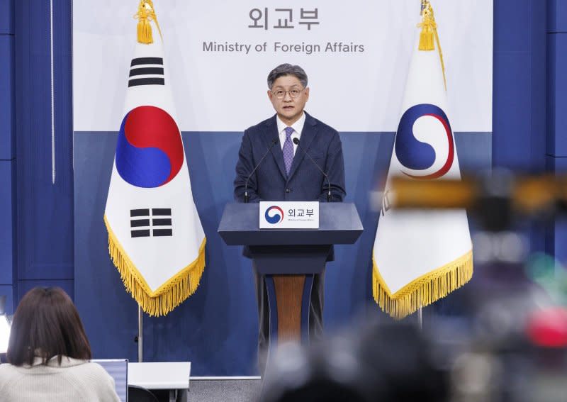South Korean Foreign Ministry spokesman Lim Soo-suk told reporters Tuesday that Seoul is providing consular assistance to the detained citizen. Photo by Yonhap