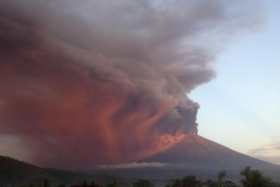 Bali’s Mount Agung has first major volcano eruption since 1963