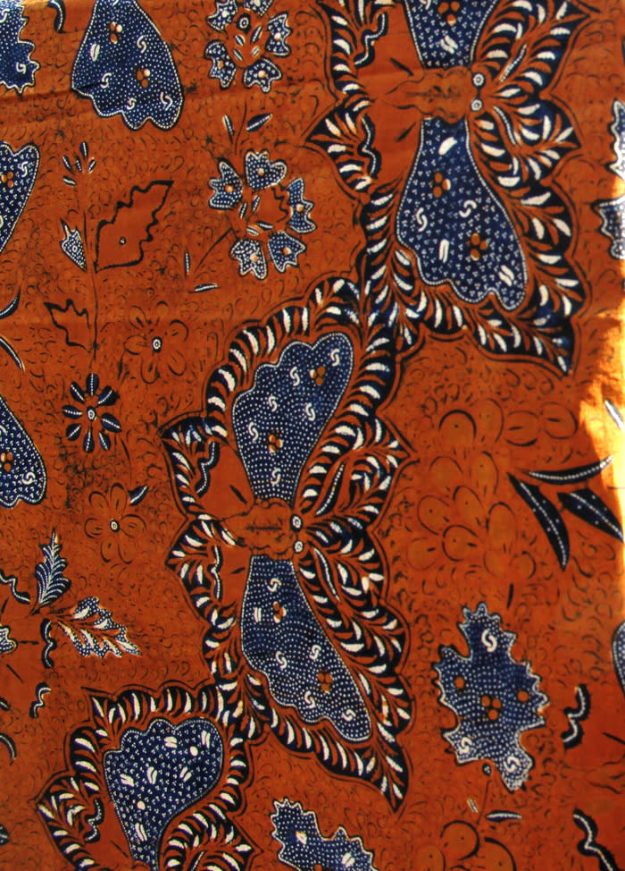 Batik motif: The batik parade featured some of Surakarta's signature batik motifs such as Sidomukti, Sidoluruh, Sidoasih and Truntum. (