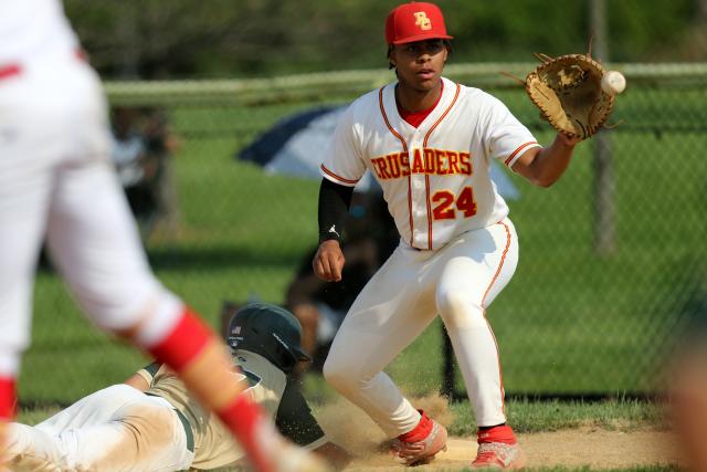 Ex-Yankees pitcher loves being back in game as HS coach for his son 