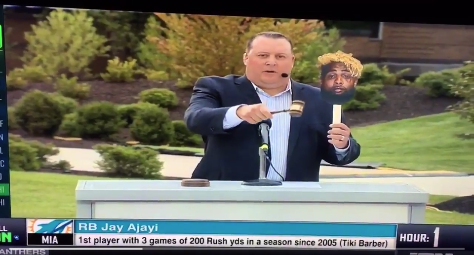 A screen shot from ESPN’s fantasy football auction segment that drew criticism. (Twitter/@rjasonscales)