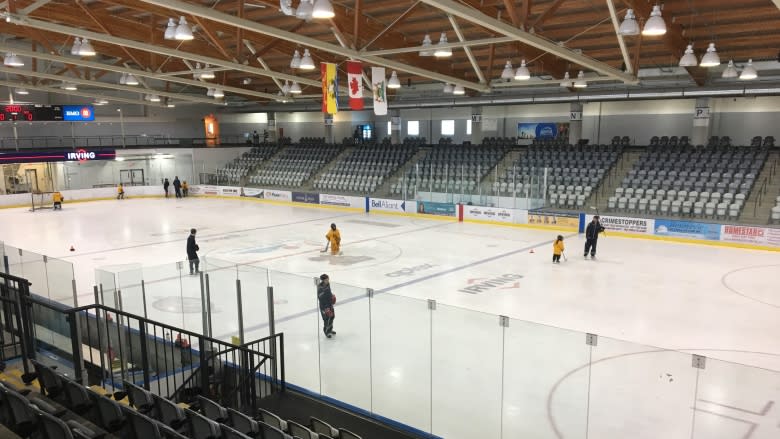 Kennebecasis hockey association makes sport more affordable for teenage players