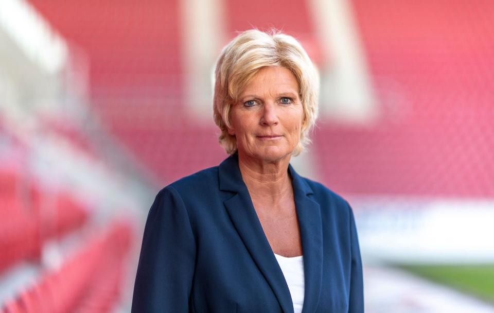 Claudia Neumann übte nach dem Vorrunden-Aus deutliche Kritik an den DFB-Frauen. (Bild: ZDF / Torsten Silz)