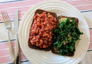 <p>Yep, you read it right. According to <a rel="nofollow noopener" href="http://www.recipetineats.com/homemade-baked-beans-vegetarian/" target="_blank" data-ylk="slk:Recipe Tin Eats;elm:context_link;itc:0;sec:content-canvas" class="link ">Recipe Tin Eats</a>, you can make your own homemade baked beans that taste much better than the canned variety. And of course, one of the ingredients is wine. [Photo: Instagram/snowreel] </p>