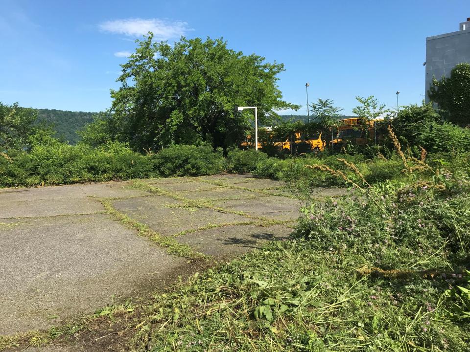 The almost three acres of land the city is purchasing, combined with surrounding land will total 3.8 acres of parkland when the project is complete.