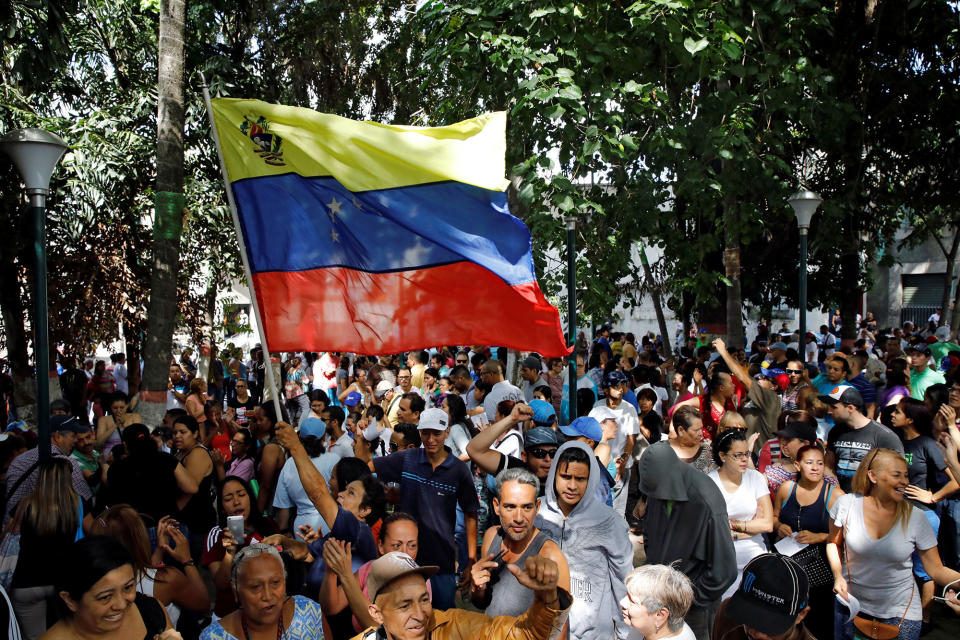 Venezuelans cast ballots in symbolic opposition vote