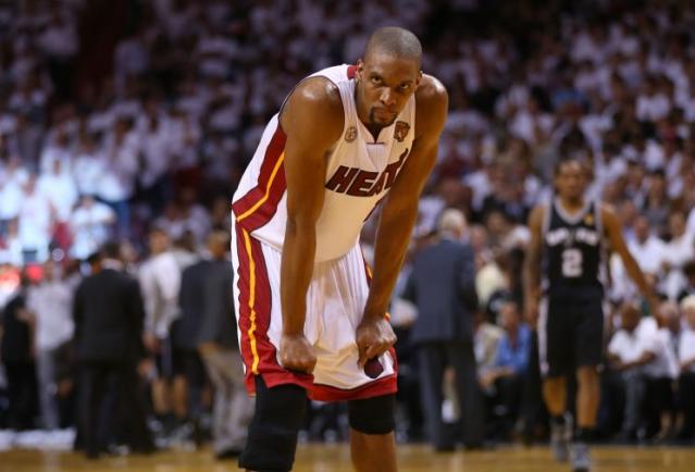 Miami Heat retire Chris Bosh's jersey into the rafters