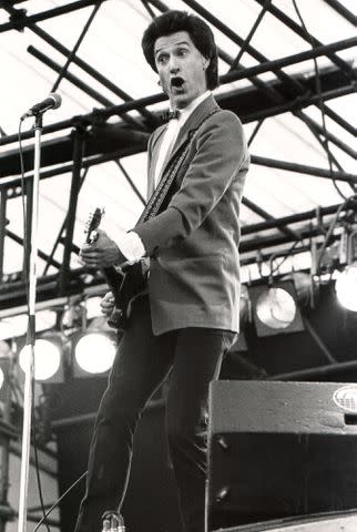 <p>Rob Verhorst/Redferns</p> Ray Davies of The Kinks in 1981