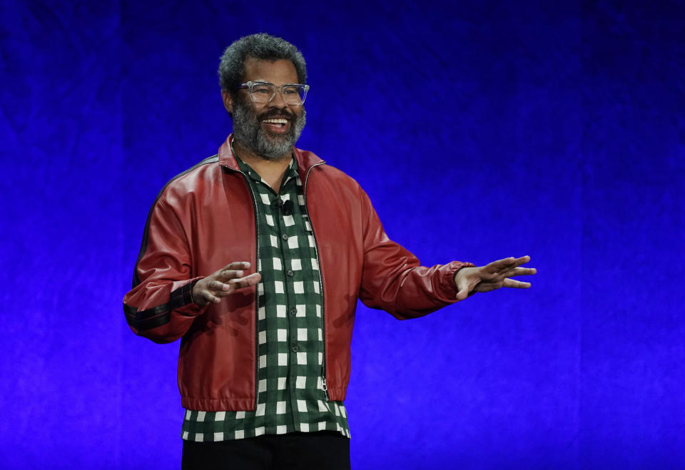 ARCHIVO - Jordan Peele habla de su nueva película, "Nope", durante una presentación de Universal Pictures y Focus Features en CinemaCon 2022, en Las Vegas, el 27 de abril de 2022. (Foto AP/Chris Pizzello, archivo)