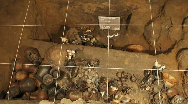 A sacred tunnel discovered in the ancient Mexican city of Teotihuacan is filled with thousands of ritual objects and may lead to royal tombs. Photo: Reuters