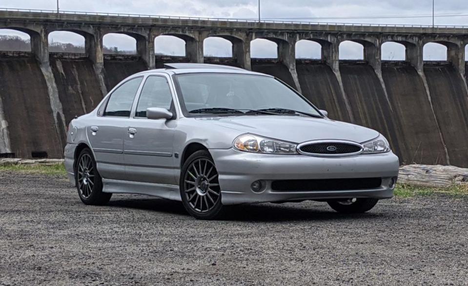 Ford Contour SVT