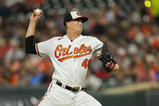 Orioles belt three homers, cruise past Blue Jays