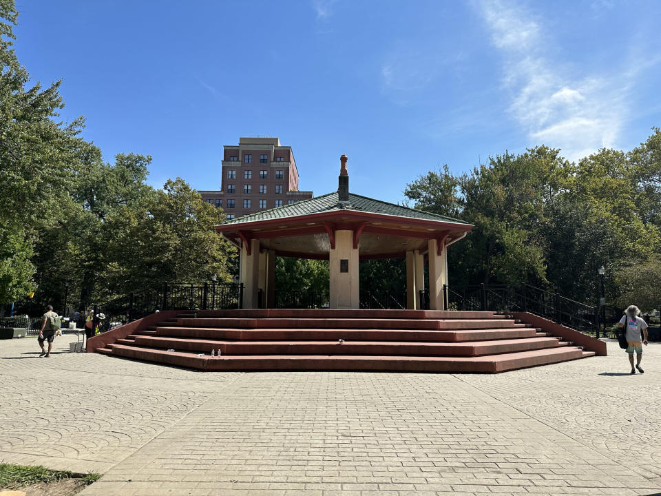 <p>A photo from the iPhone 14 Pro's main camera featuring a gazebo in a park.</p>
