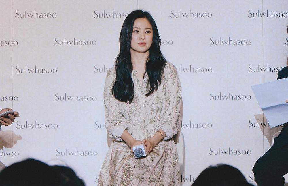 South Korean actress Song Hyo-kyo is back to being single after announcing her divorce to fellow actor Song Joong-ki has been finalised July 22, 2019. — Picture courtesy of Instagram/kyo1122