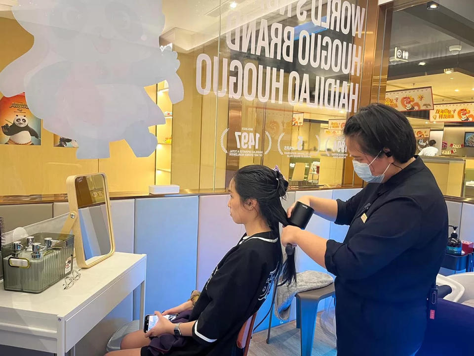 Haidilao IOI Puchong - Blow dry service