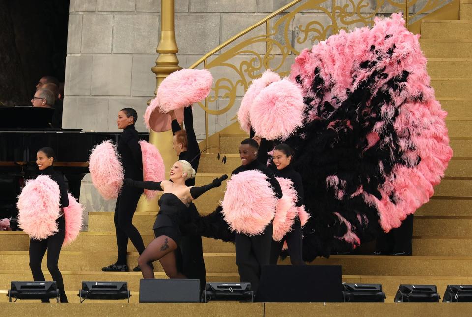 Watch Lady Gaga's Incredible Performance of “Mon Truc En Plumes” at the