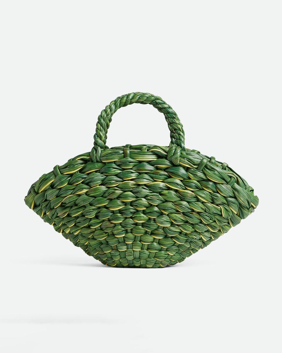 <p><a href="https://go.redirectingat.com?id=74968X1596630&url=https%3A%2F%2Fwww.bottegaveneta.com%2Fen-us%2Fsmall-clam-raintree-seagrass-792229V40R08782.html&sref=https%3A%2F%2Fwww.elle.com%2Ffashion%2Fshopping%2Fg60780046%2Fbest-woven-tote-bags%2F" rel="nofollow noopener" target="_blank" data-ylk="slk:Shop Now;elm:context_link;itc:0;sec:content-canvas" class="link ">Shop Now</a></p><p>Small Clam</p><p>bottegaveneta.com</p><p>$9800.00</p>