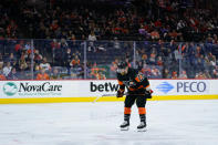 Philadelphia Flyers' Claude Giroux reacts after a Tampa Bay Lightning goal during the second period of an NHL hockey game, Sunday, Dec. 5, 2021, in Philadelphia. (AP Photo/Matt Slocum)