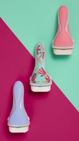 <p>Schick Intuition</p> Schick Intuition x Reyna Noriega razor collaboration in honor of Hispanic Heritage Month.