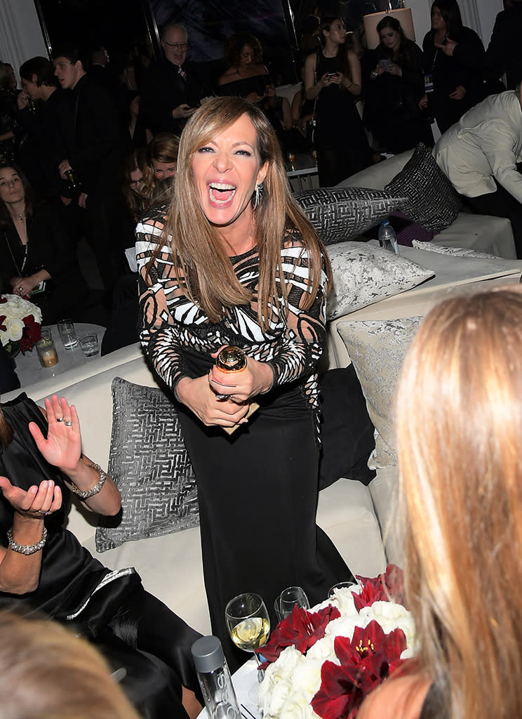 <p>Golden Globe winner Allison Janney was all smiles at the 2018 InStyle and Warner Bros. party. (Photo: Charley Gallay/Getty Images for InStyle) </p>