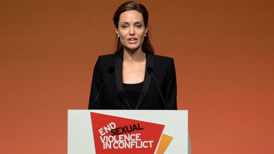 L'actrice américaine Angelina Jolie est déjà engagée dans plusieurs combats humanitaires. - Carl Court - AFP