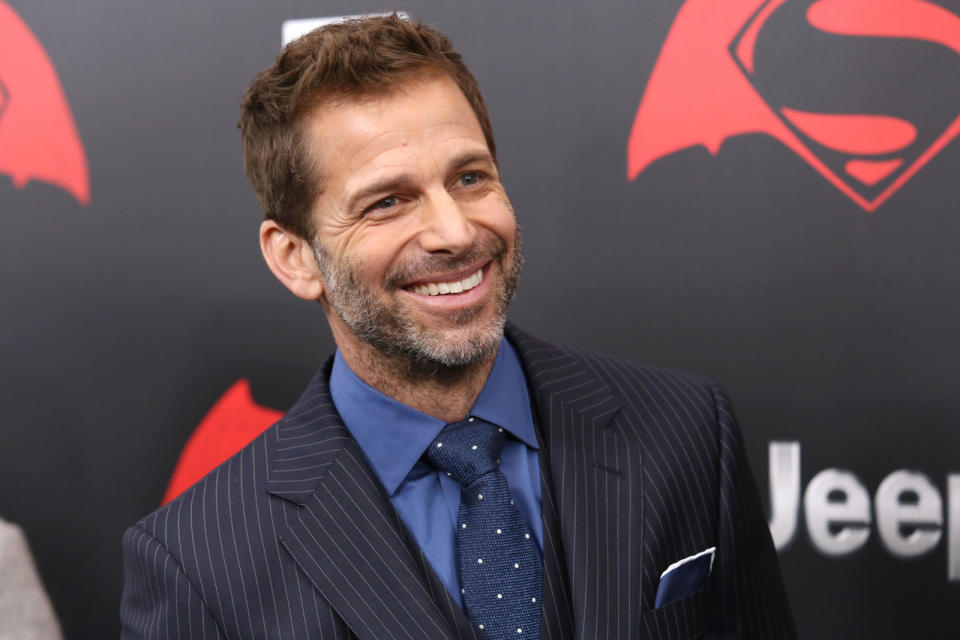 Zack Snyder is teaming up with Netflix on a heist movie set amid the zombie