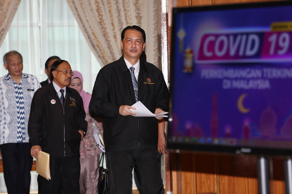 Arrival of Health director-general Datuk Dr Noor Hisham Abdullah for the press conference on Covid-19 in MOH , Putrajaya, May 28, 2020. — Picture by Choo Choy May