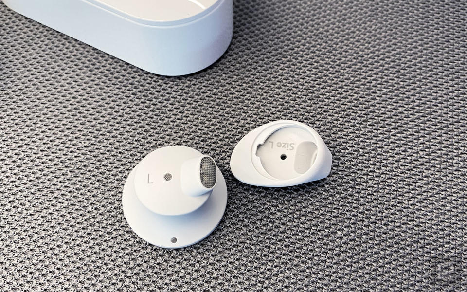 Microsoft Surface Earbuds 香港動眼看