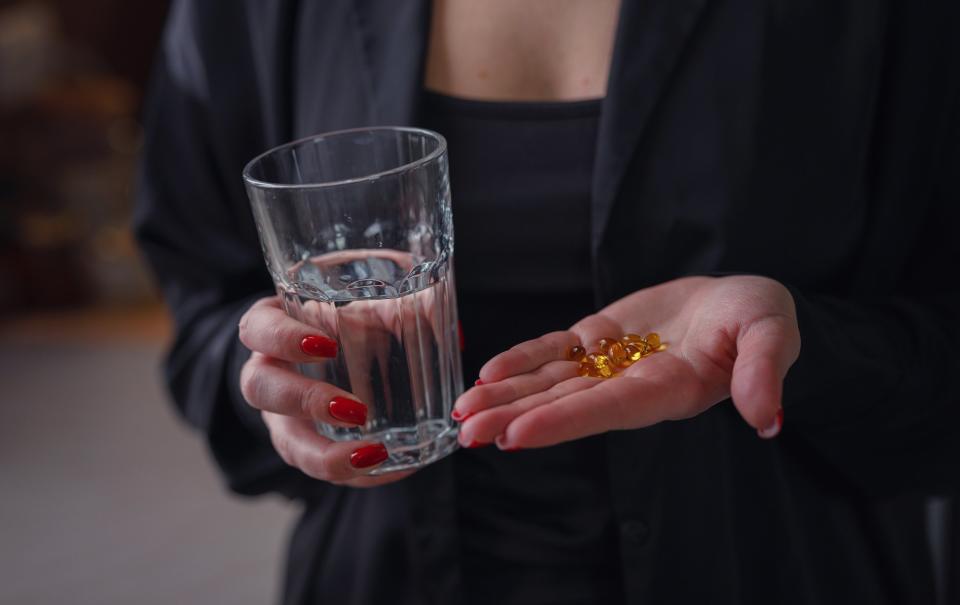 In einer neuen Studie mit mehr als 12.000 Teilnehmern wurde ein Zusammenhang zwischen der Einnahme von Vitamin-D-Präparaten und einem längeren Leben ohne Demenz festgestellt. - Copyright: Santiaga / Getty Images