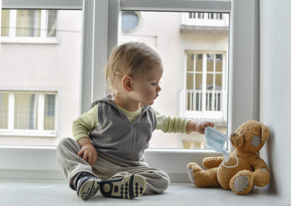 Los niños de esta generación llevarán la impronta del coronavirus y el aislamiento. [Foto: Getty Creative]